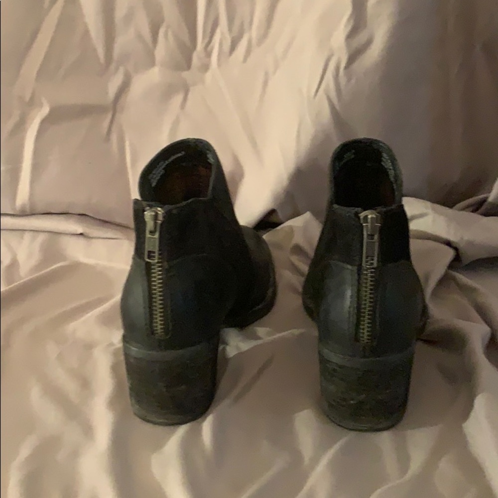 Born Black leather Booties - Picture 4 of 8